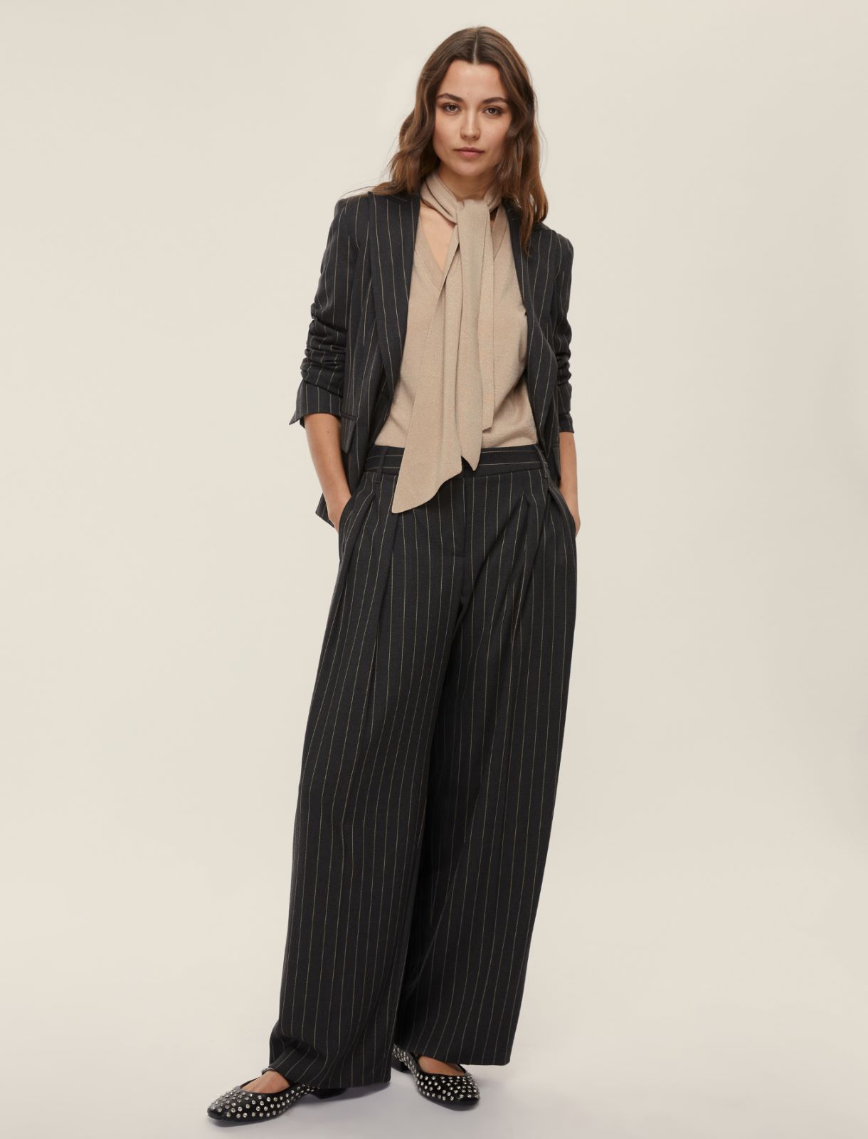 Giacca semi aderente in tessuto stretch - GRIGIO SCURO - Emme