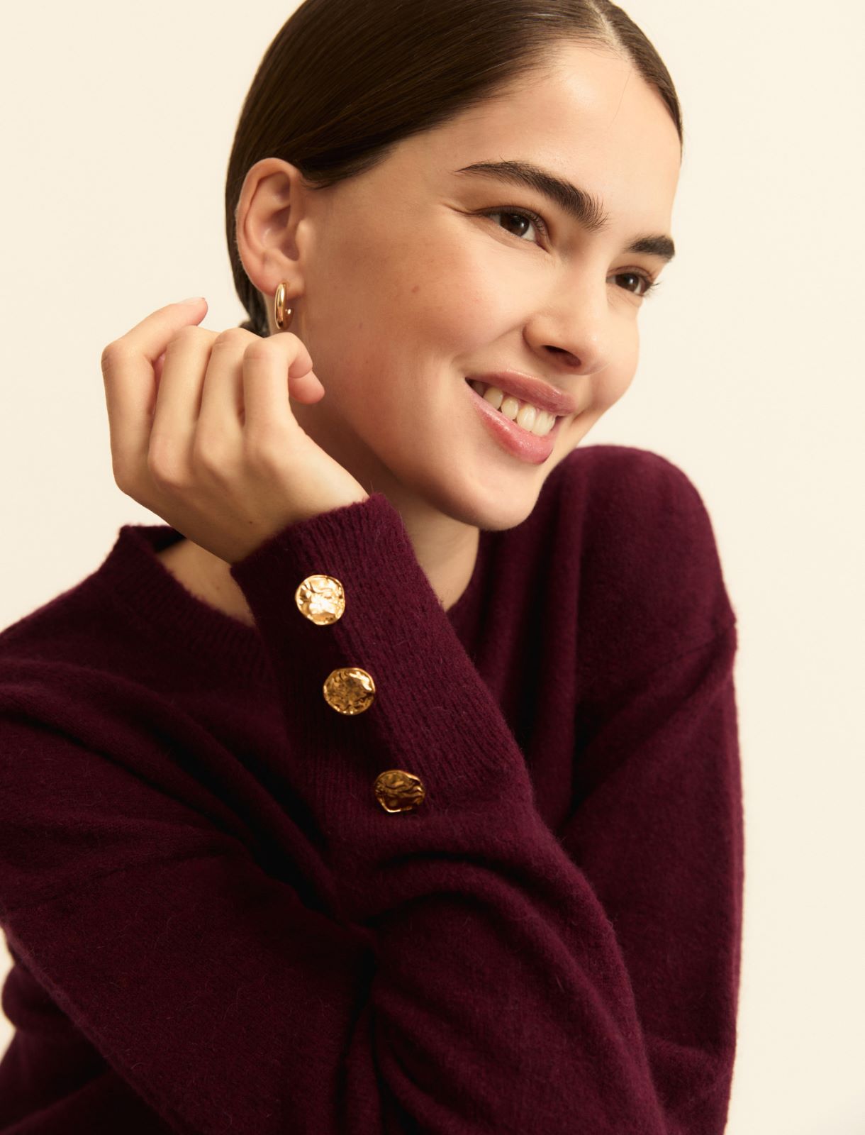 Alpaca-blend sweater with bejewelled button detail - BORDEAUX - Emme - 3