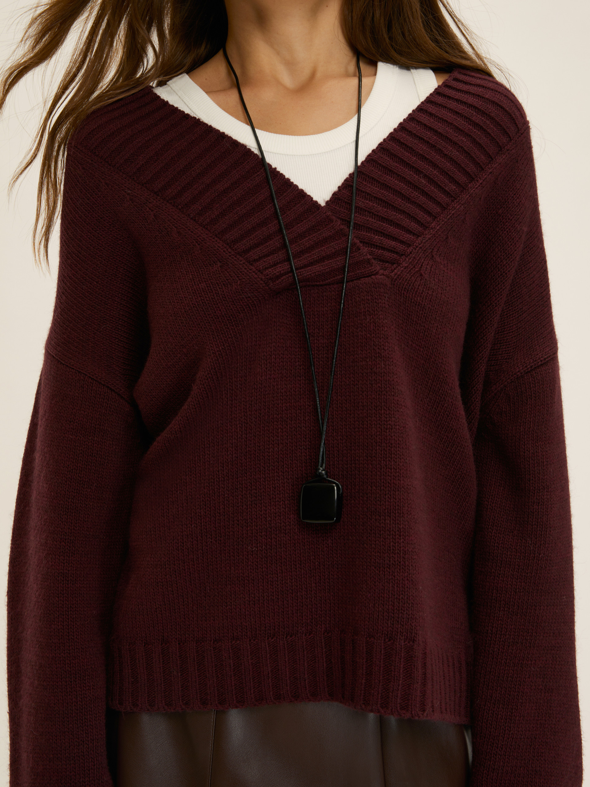 Oversized V-neck sweater - BORDEAUX - Emme - 4