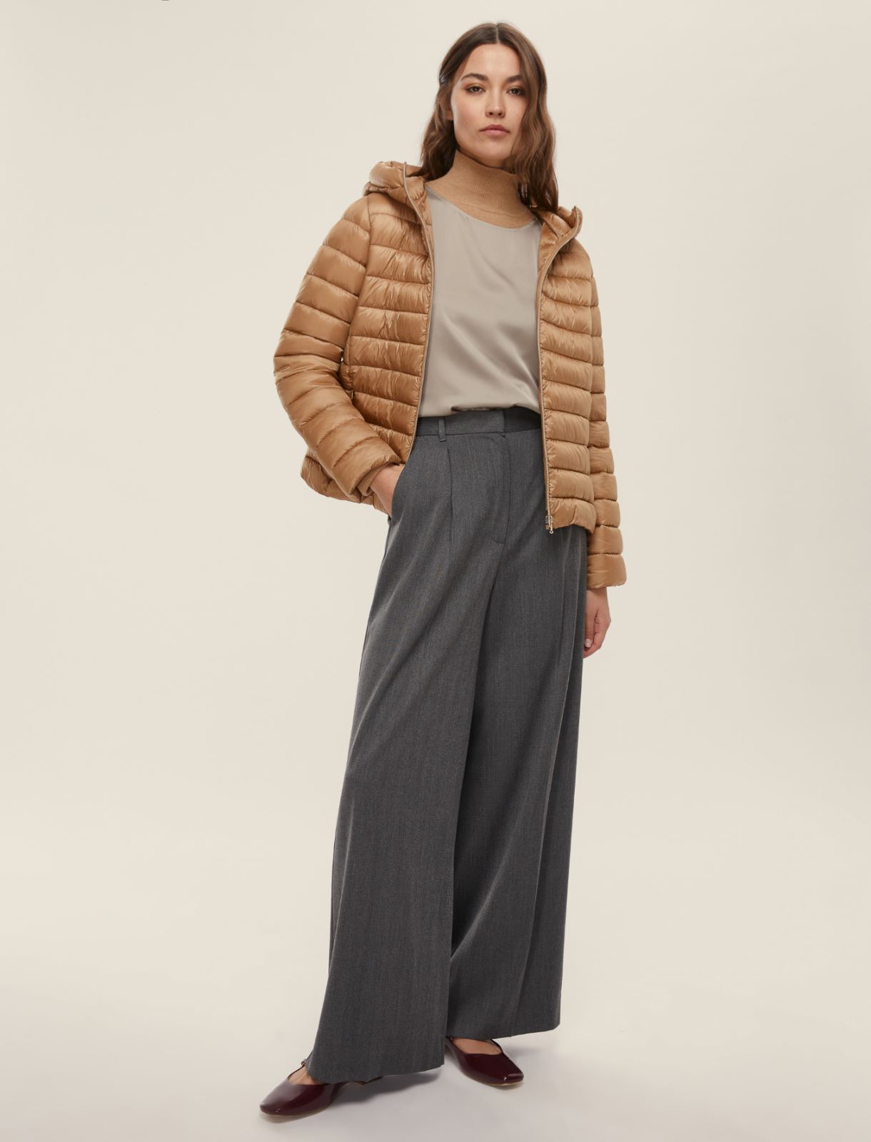 Cashmere-blend funnel-neck sweater - CAMEL - Emme