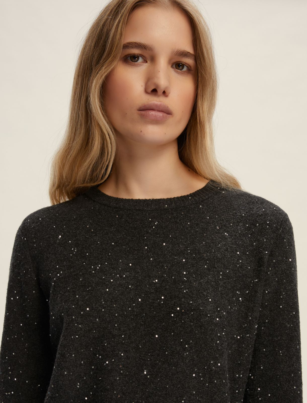 Sequin-embellished comfy yarn sweater - DARK GREY - Emme - 4