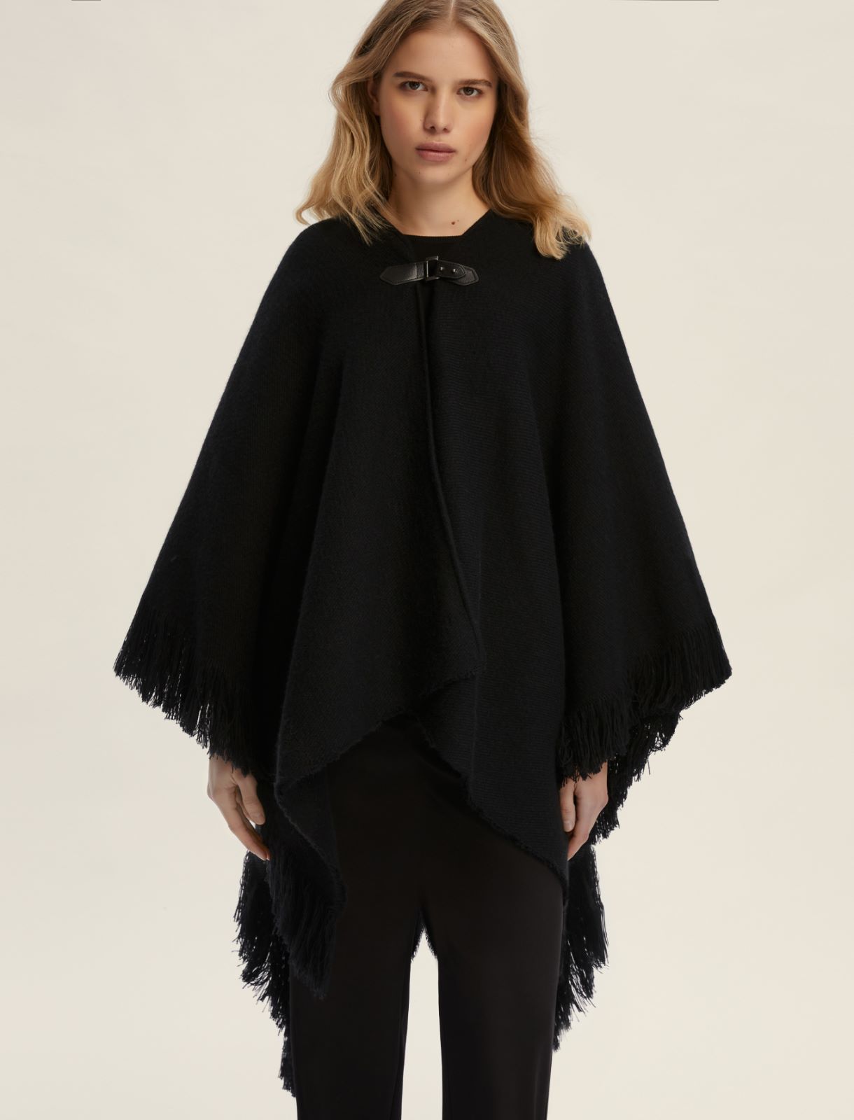 Buckle-up poncho - BLACK - Emme