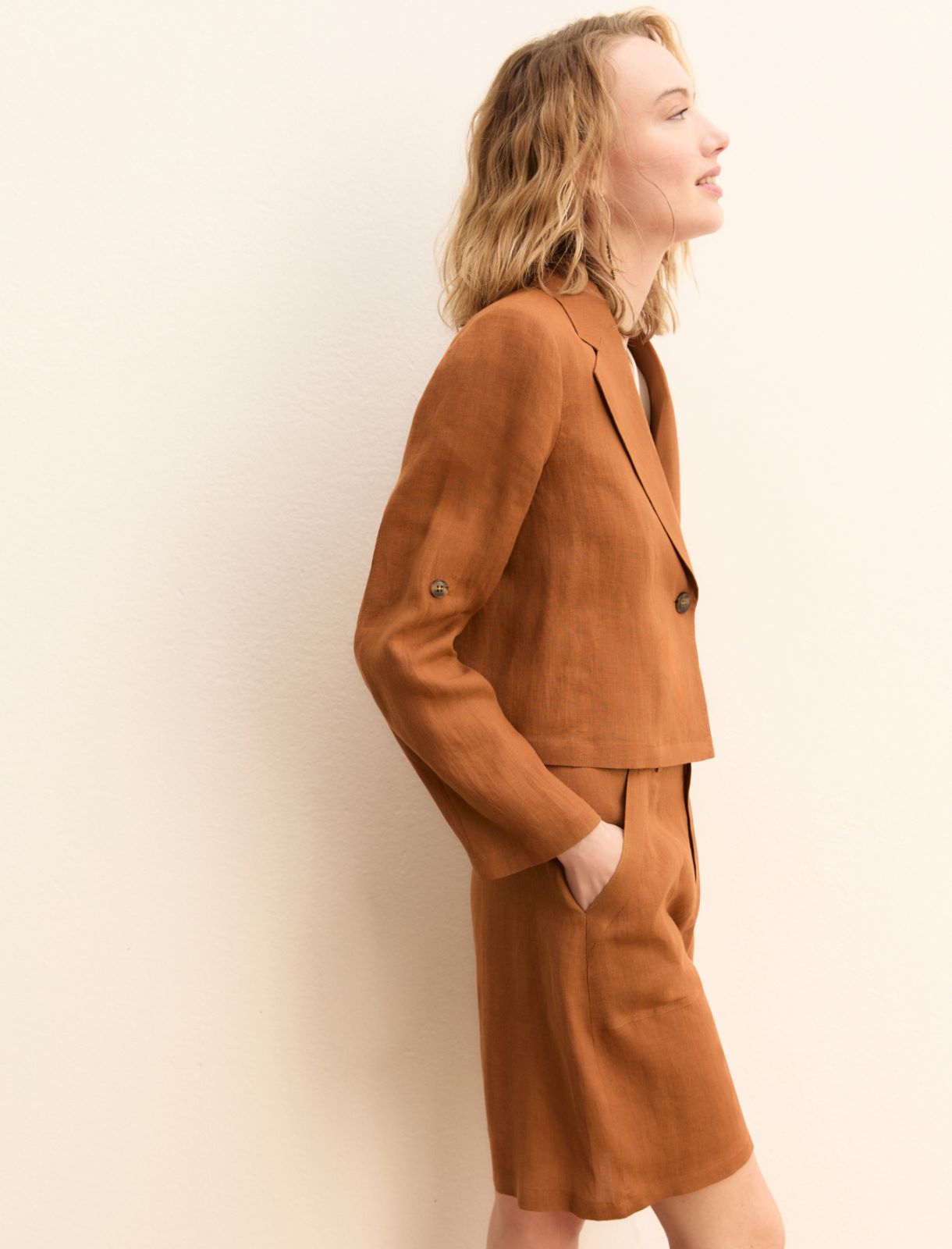 Linen roll-up-sleeve blazer - EARTH - Emme