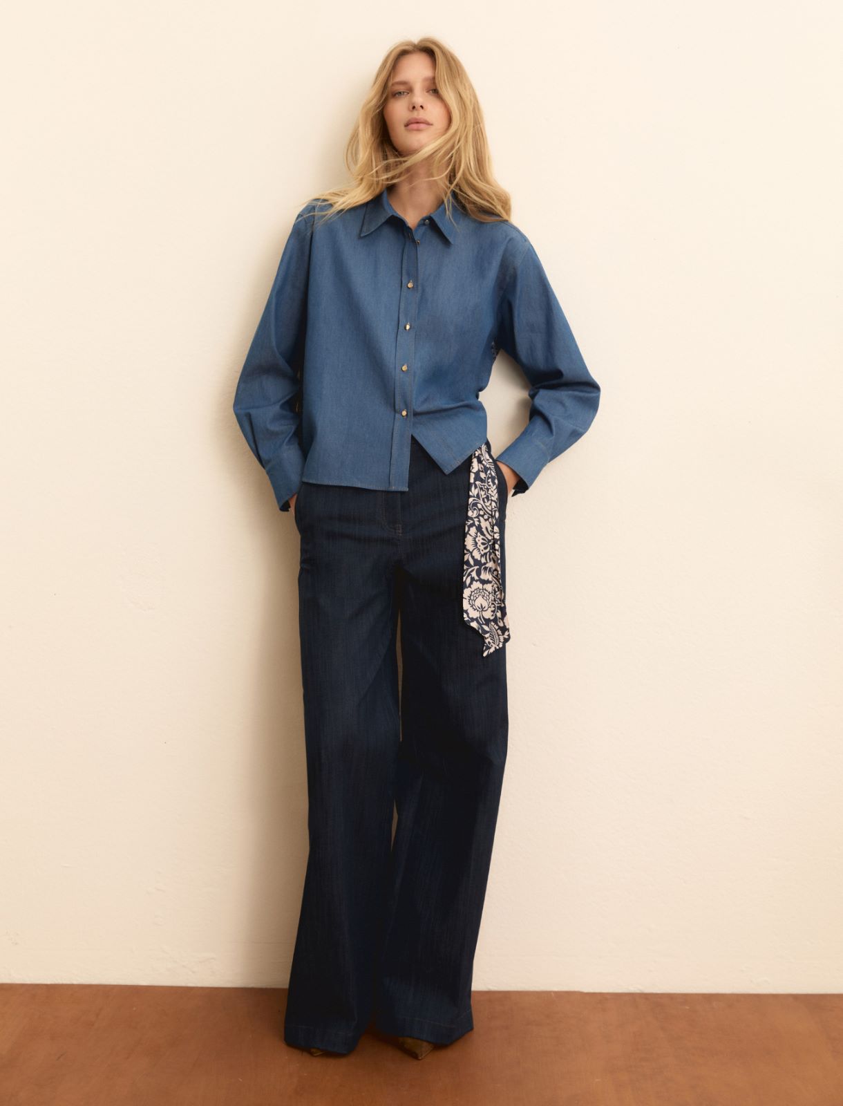 Lace-back boxy shirt - NAVY - Emme