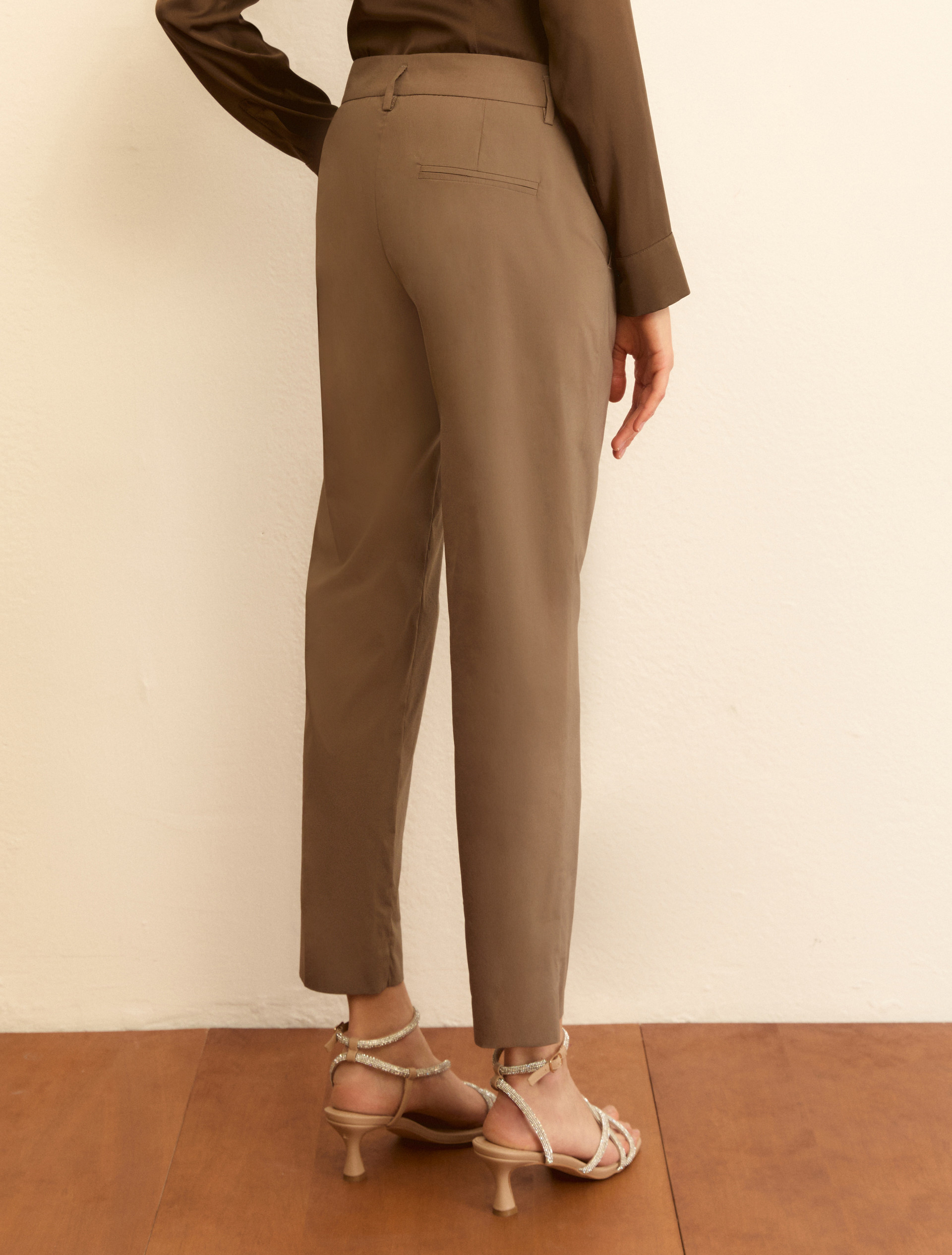 Pantalone dritto in popeline stretch - TORTORA - Emme - 3