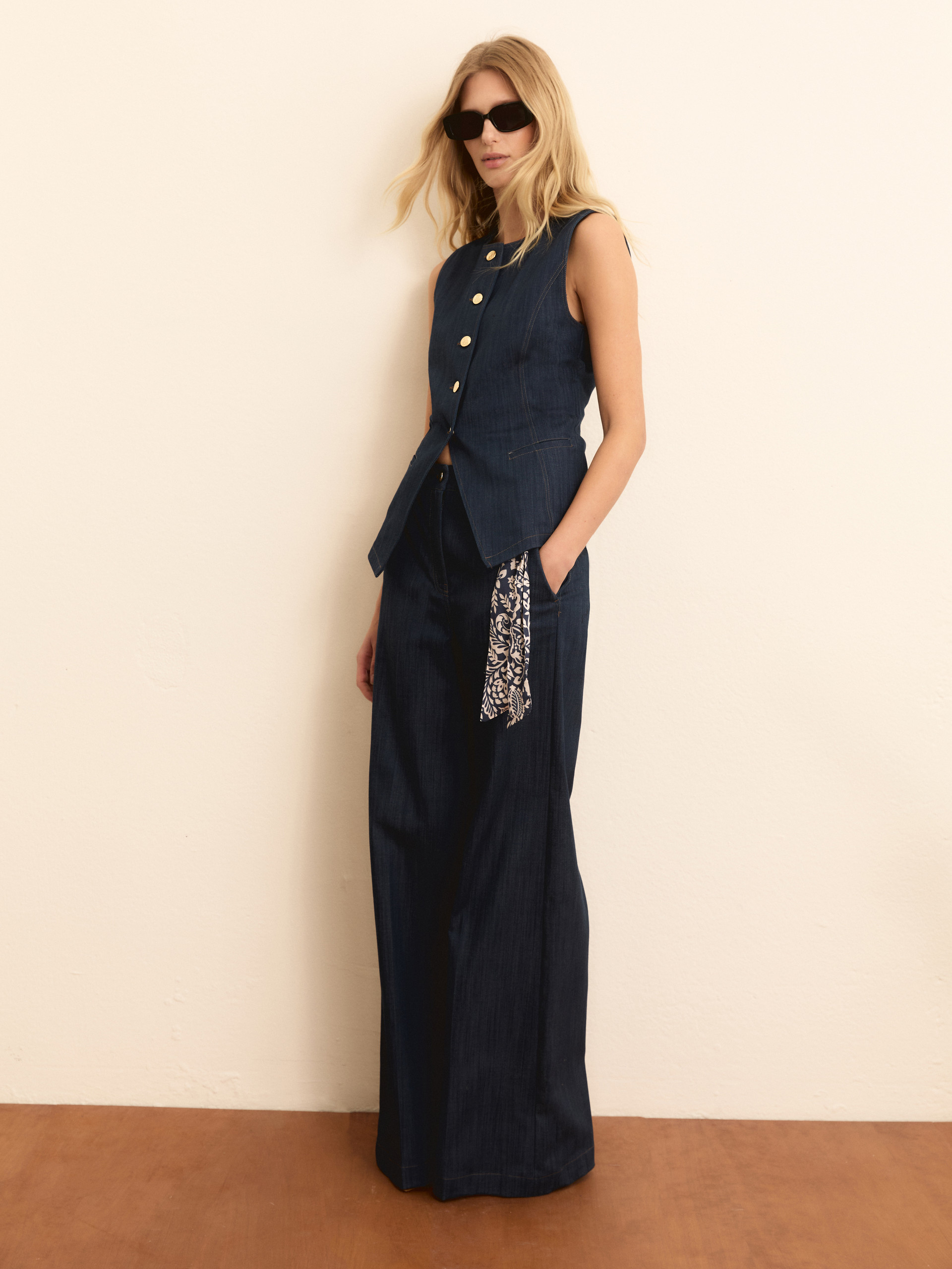 Slim-fit denim gilet - NAVY - Emme - 1