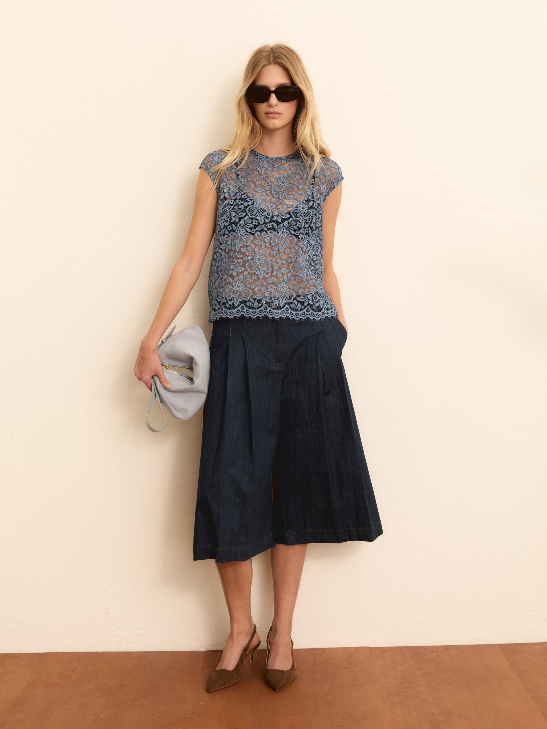 Sleeveless lace top - INDIGO - Emme - 1