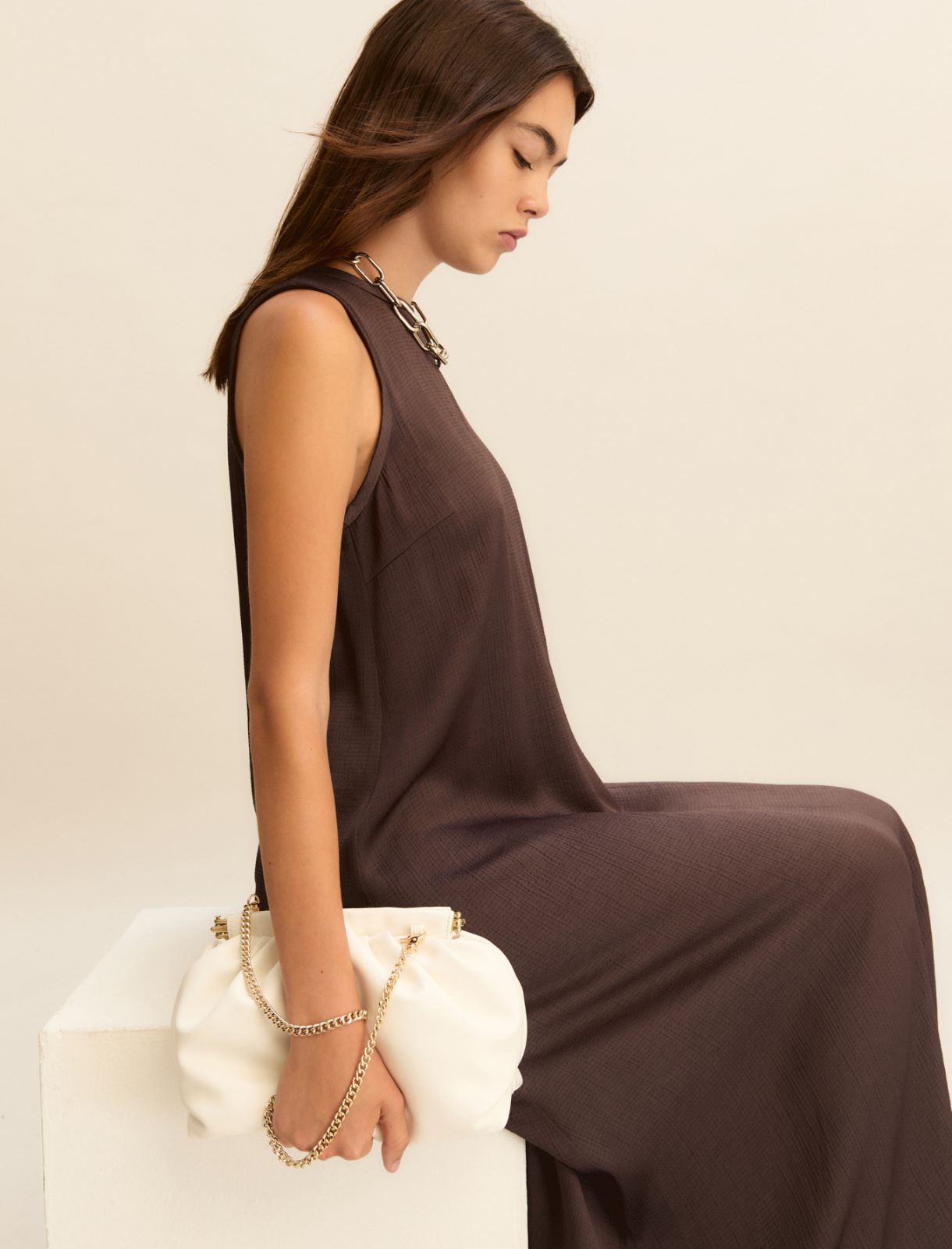 Sleeveless fluid fabric dress - DARK BROWN - Emme