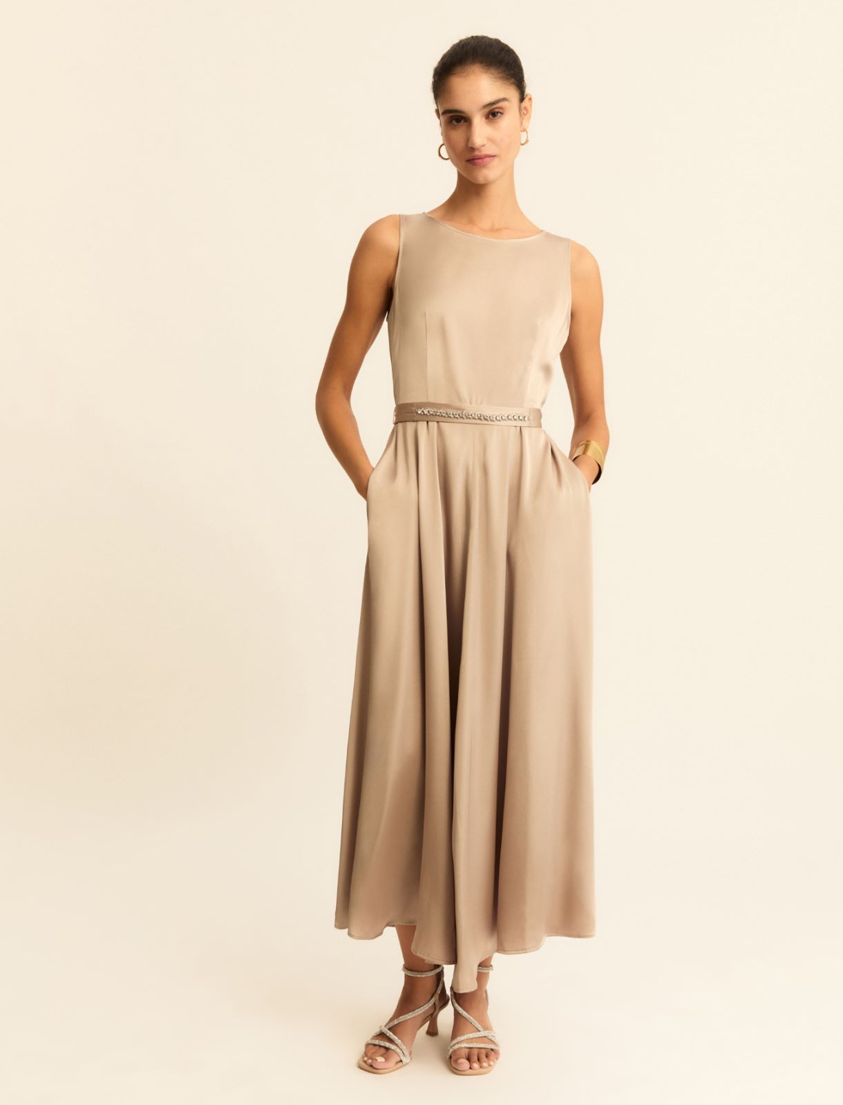 Elegant sleeveless satin dress - BEIGE - Emme - 2