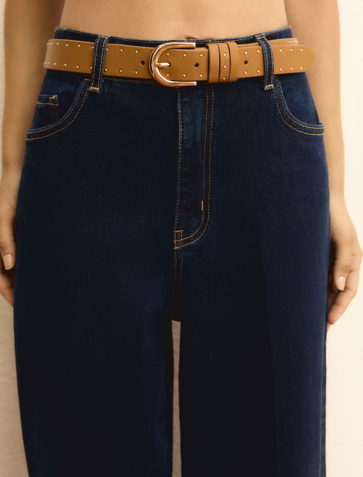 Micro-studded belt - CAMEL - Emme