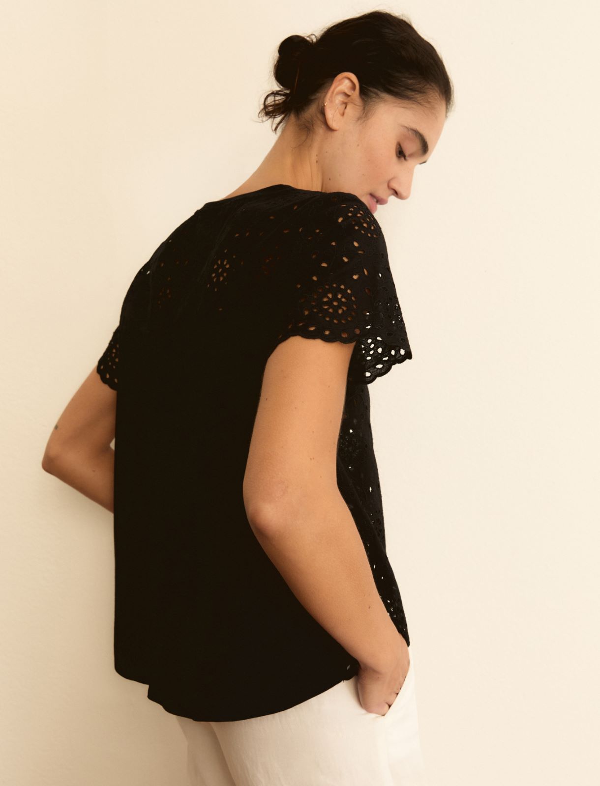 Broderie anglaise T-shirt with a jersey back - BLACK - Emme - 3