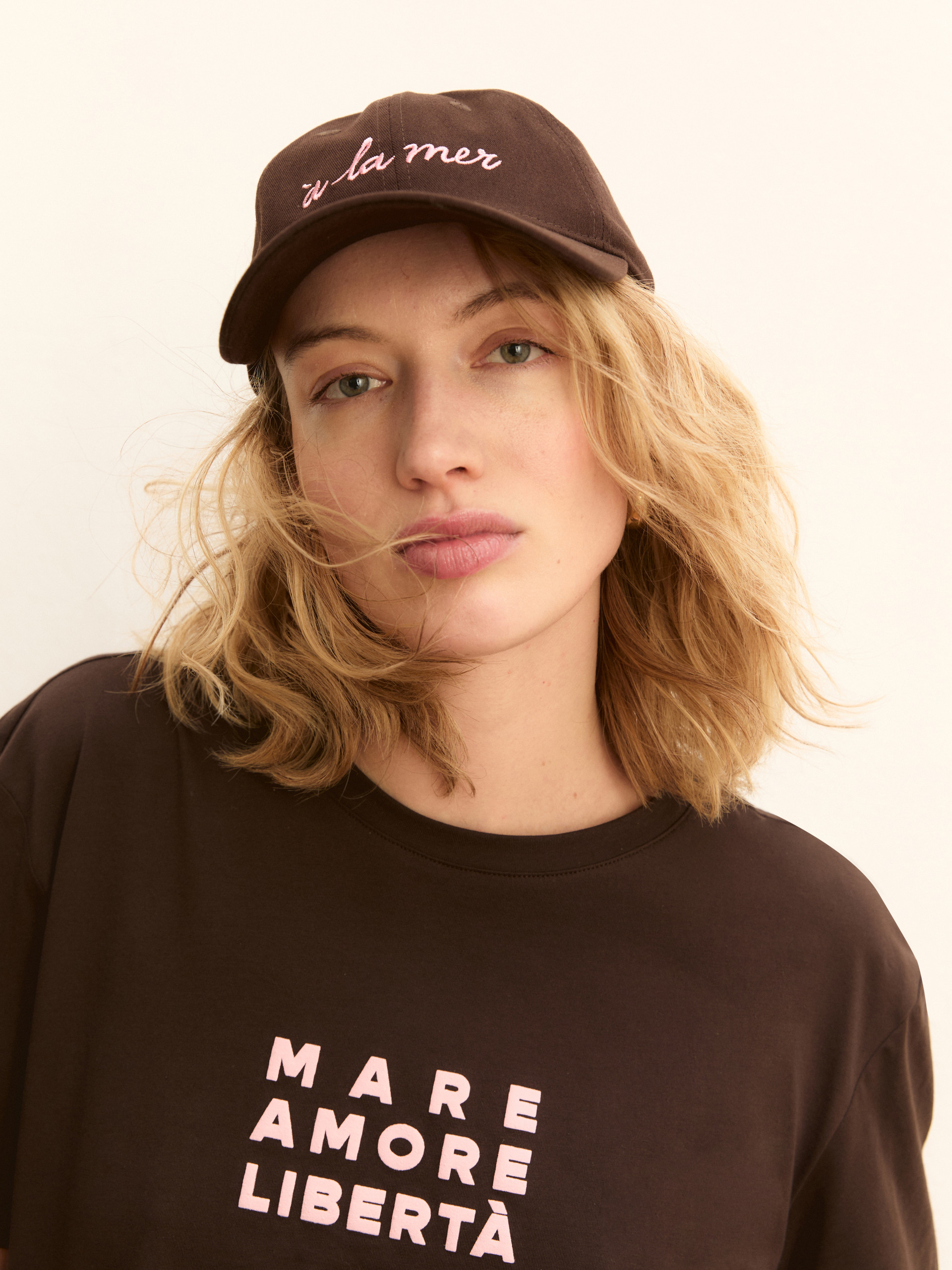 Embroidery and print-adorned boxy T-shirt - DARK BROWN - Emme - 5