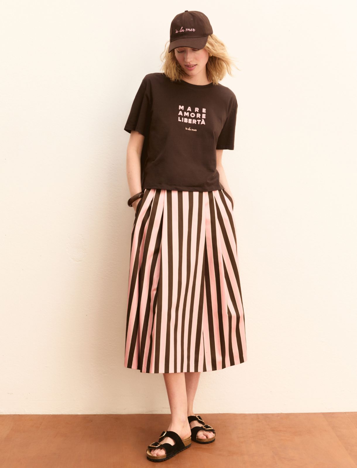 Embroidery and print-adorned boxy T-shirt - DARK BROWN - Emme - 2