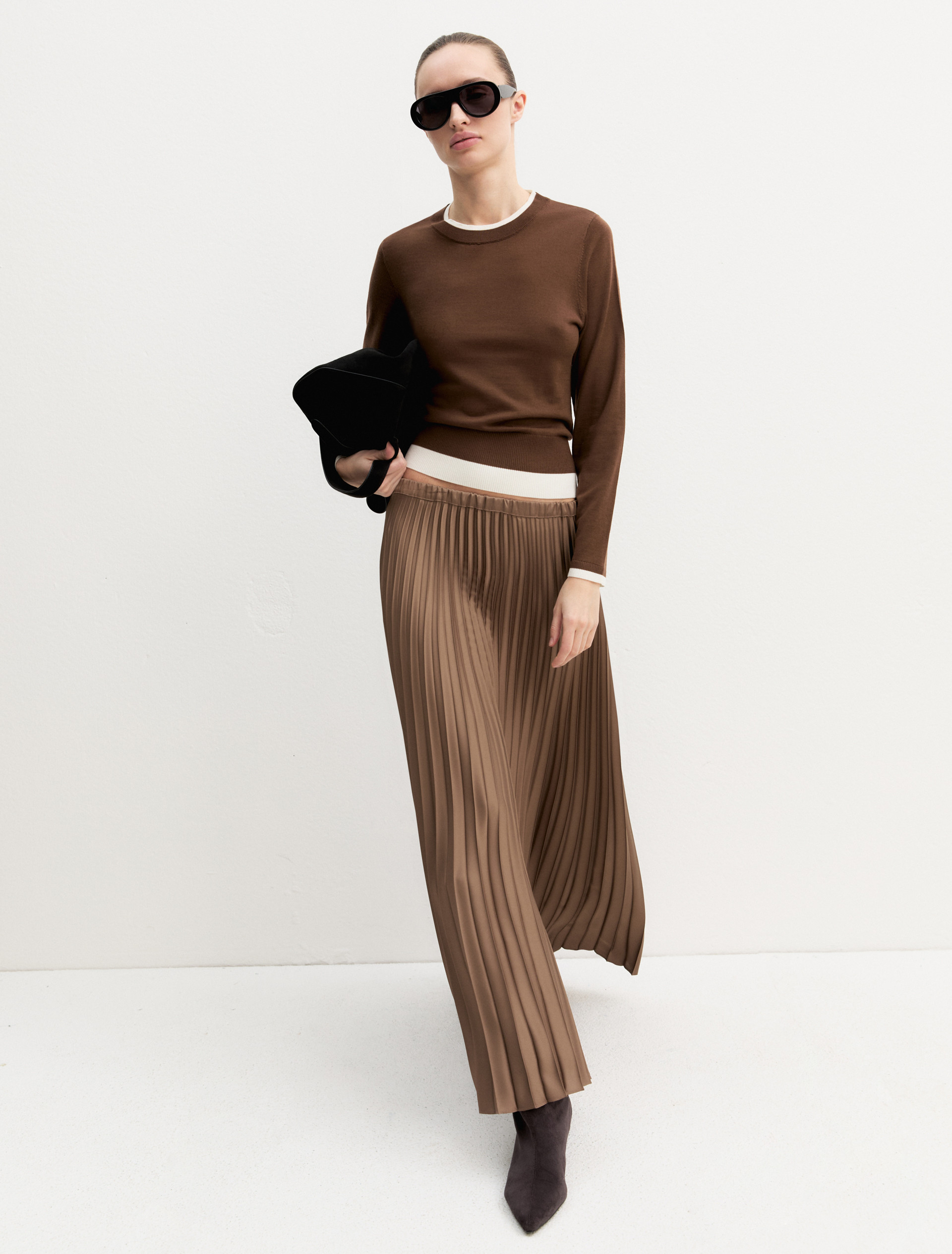 Pleated stretch-satin skirt - TURTLEDOVE - Emme - 4