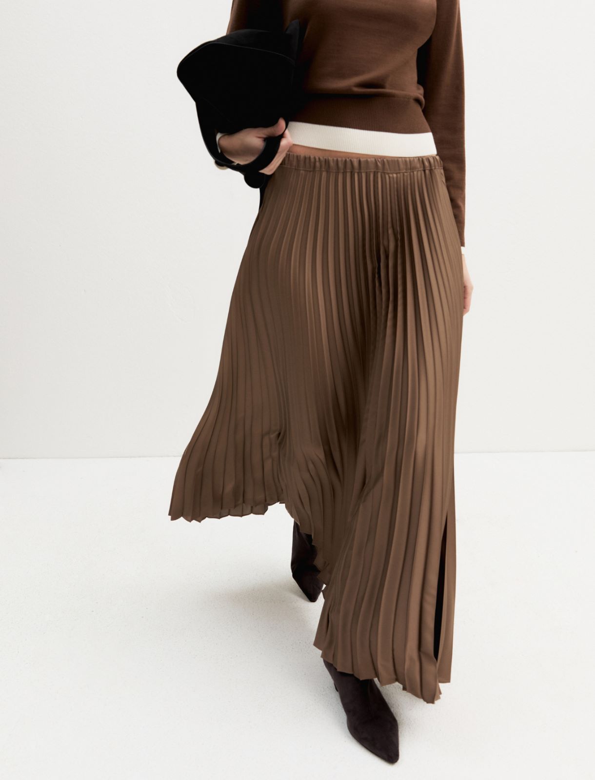 Pleated stretch-satin skirt - TURTLEDOVE - Emme - 5