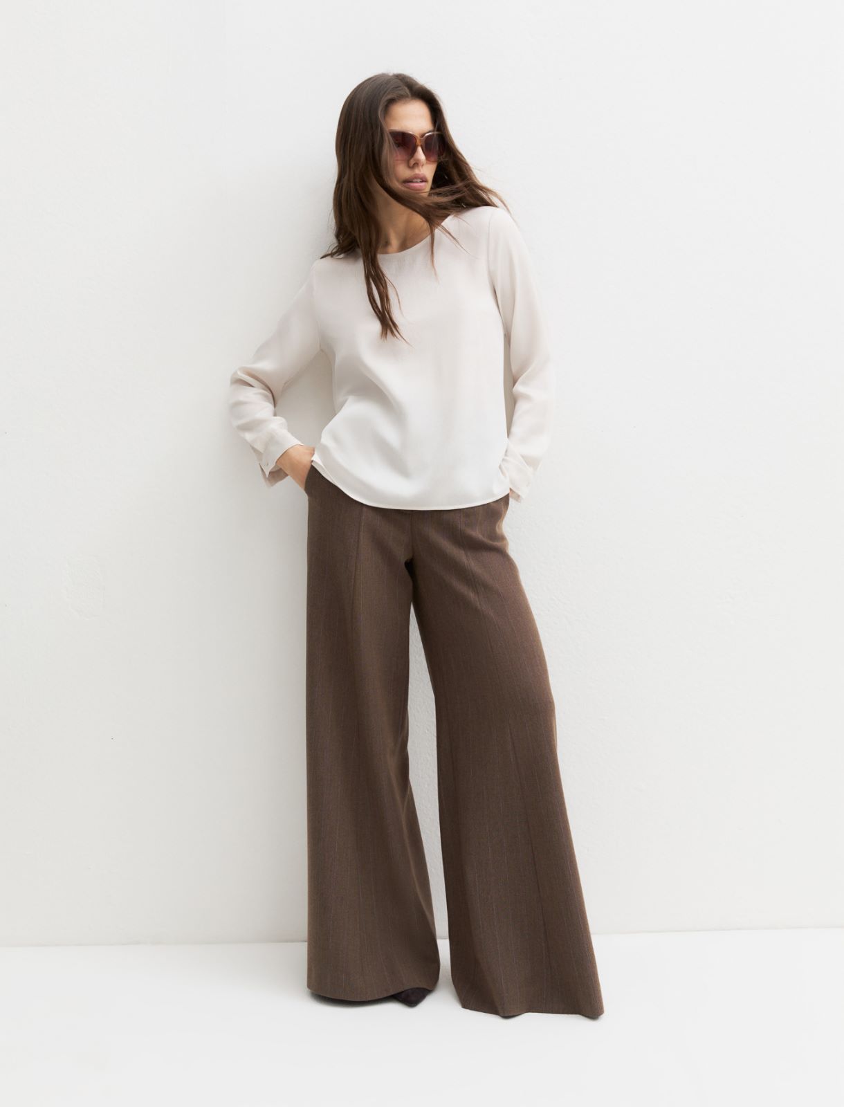 Crinkle hammered-satin blouse - WOOL WHITE - Emme