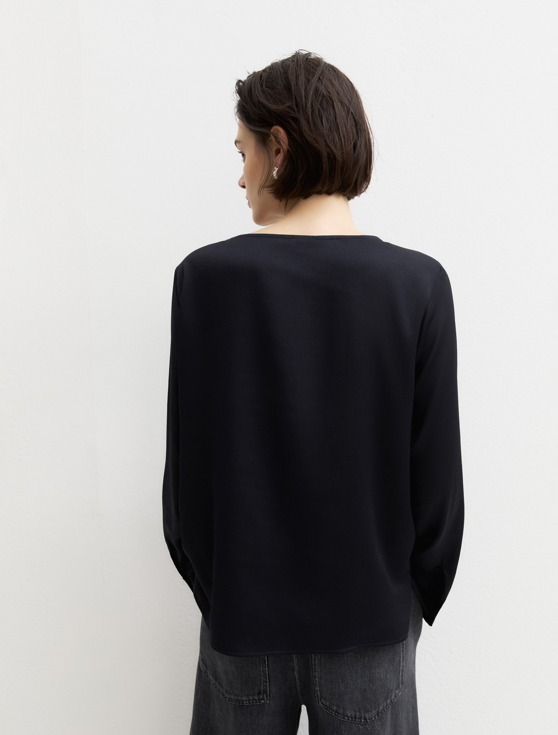 Crinkle hammered-satin blouse - NAVY - Emme - 2