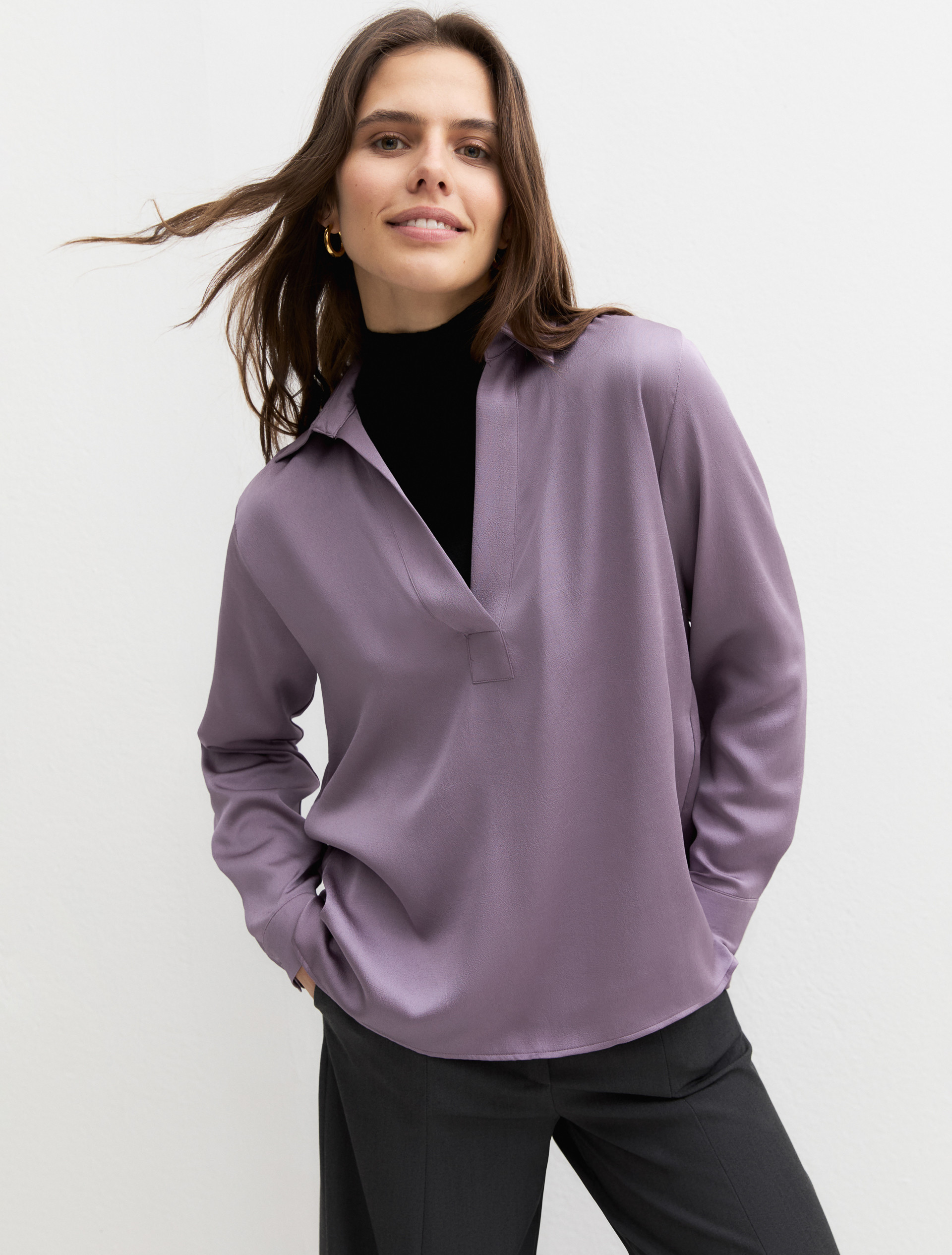 Crinkle hammered-satin polo blouse - LAVENDER - Emme - 3