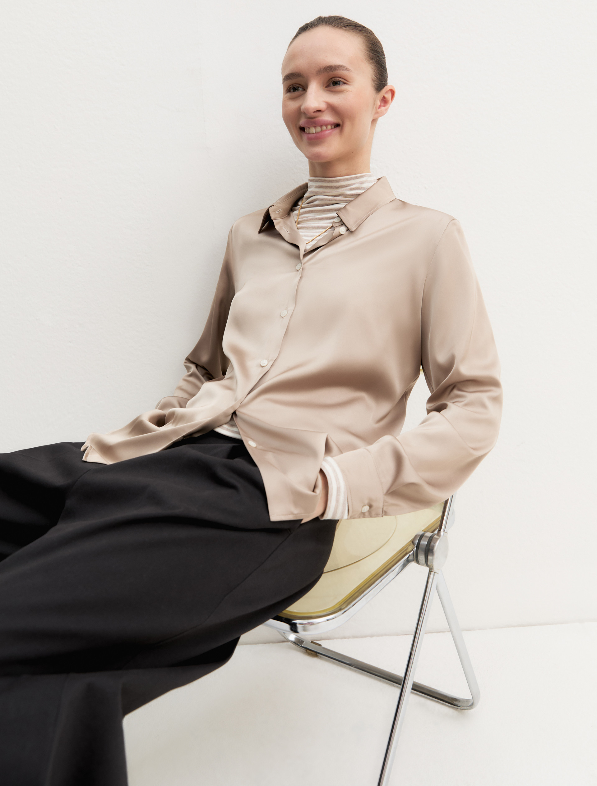 Camisa de satén elástico - ALMOND - Emme - 4
