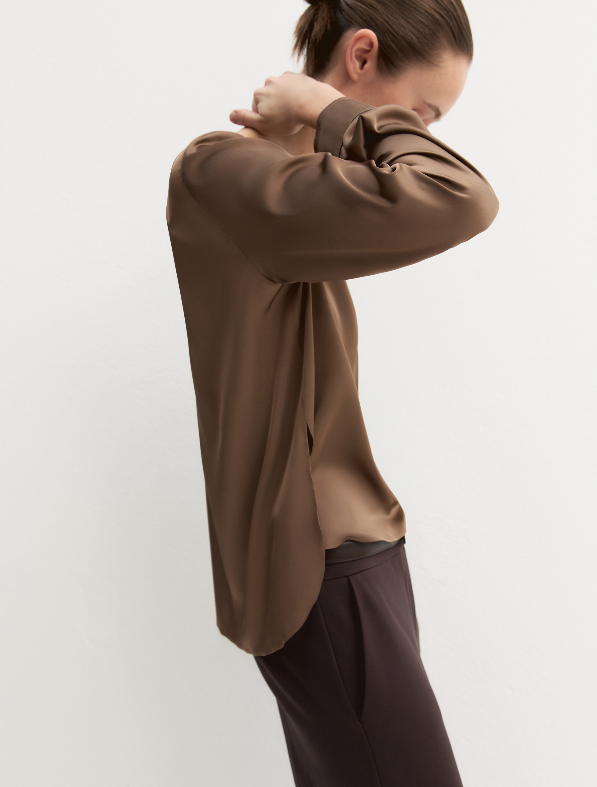 Blusa in raso stretch - TORTORA - Emme - 5