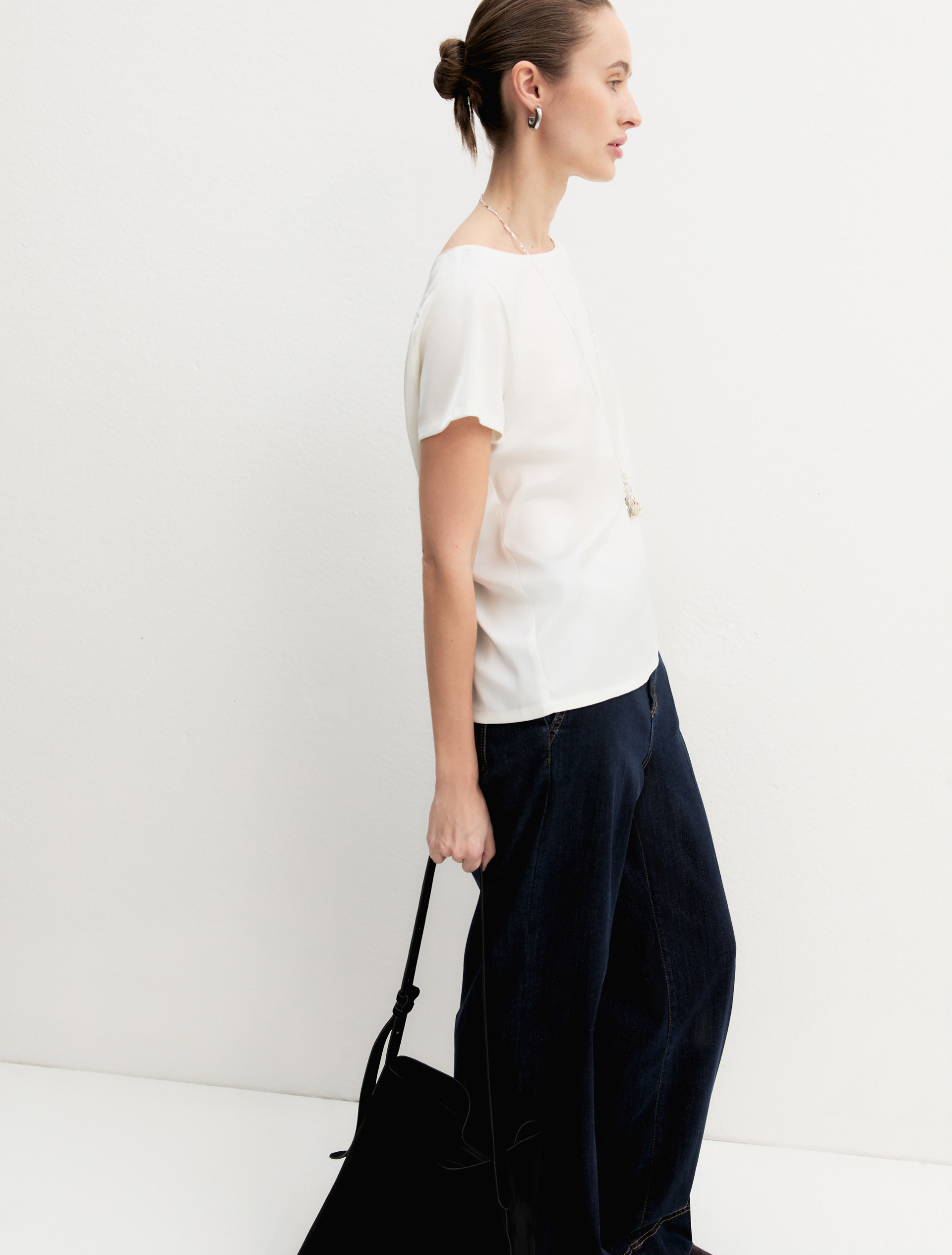 Blusa a maniche corte in raso leggero - AVORIO - Emme - 1