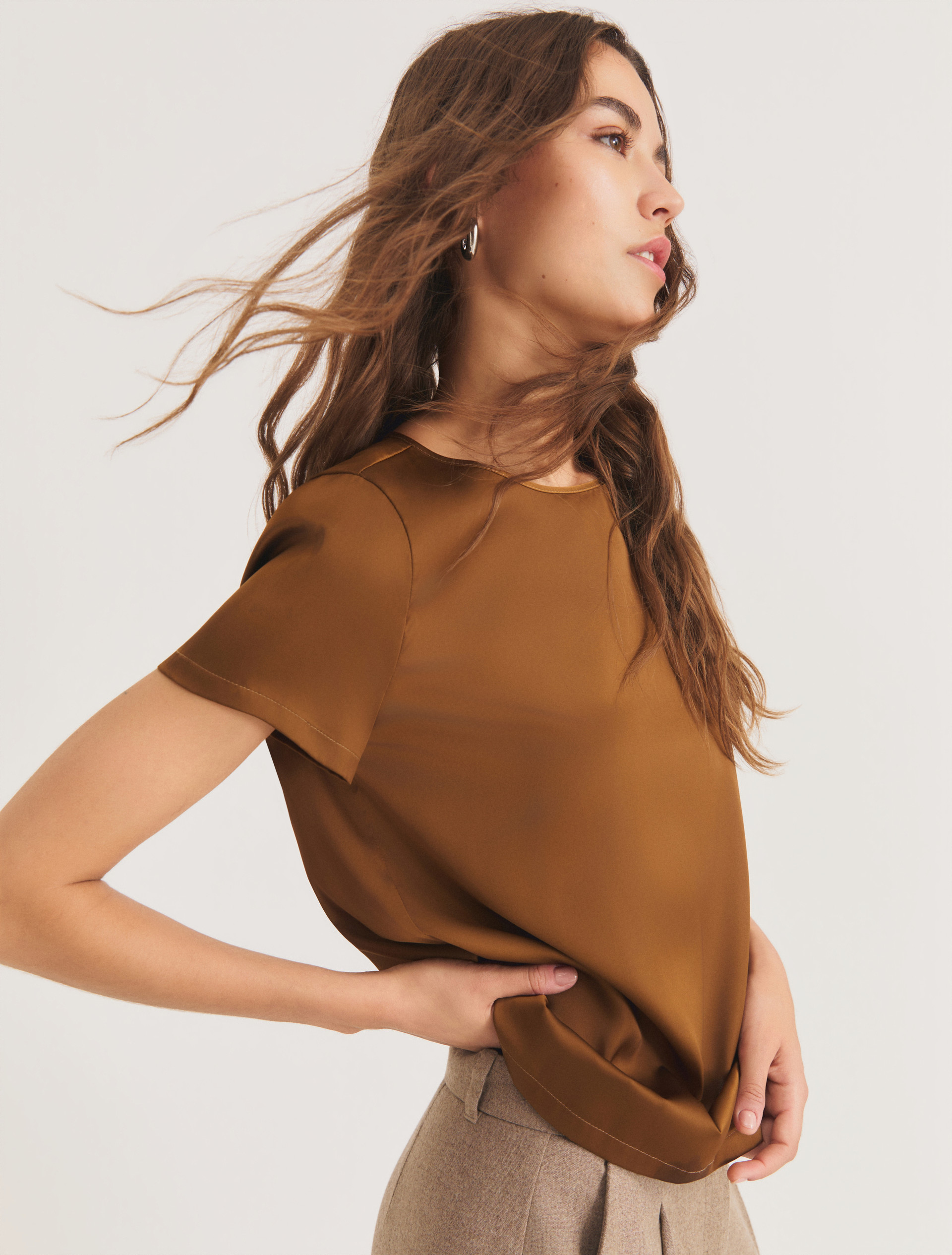 Blusa a maniche corte in raso leggero - OCRA - Emme - 4