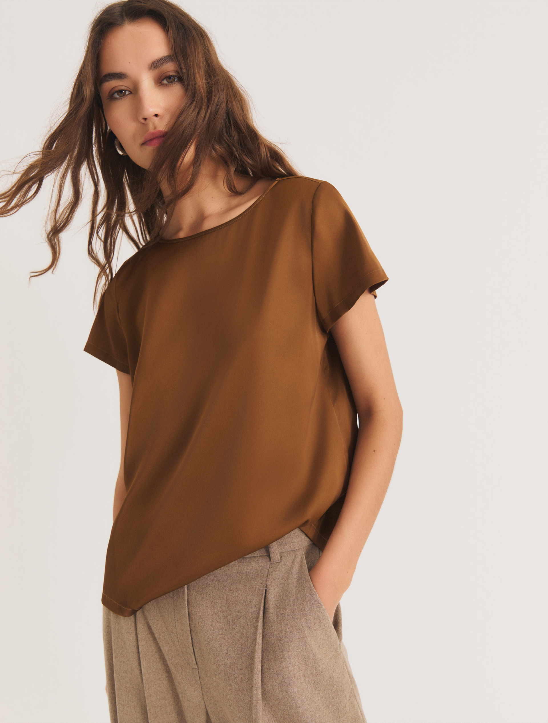 Blusa a maniche corte in raso leggero - OCRA - Emme - 7