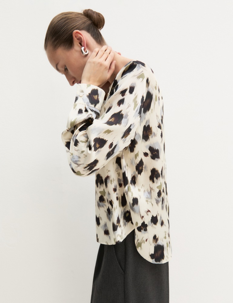 Blusa de sarga estampada - Emme - 5