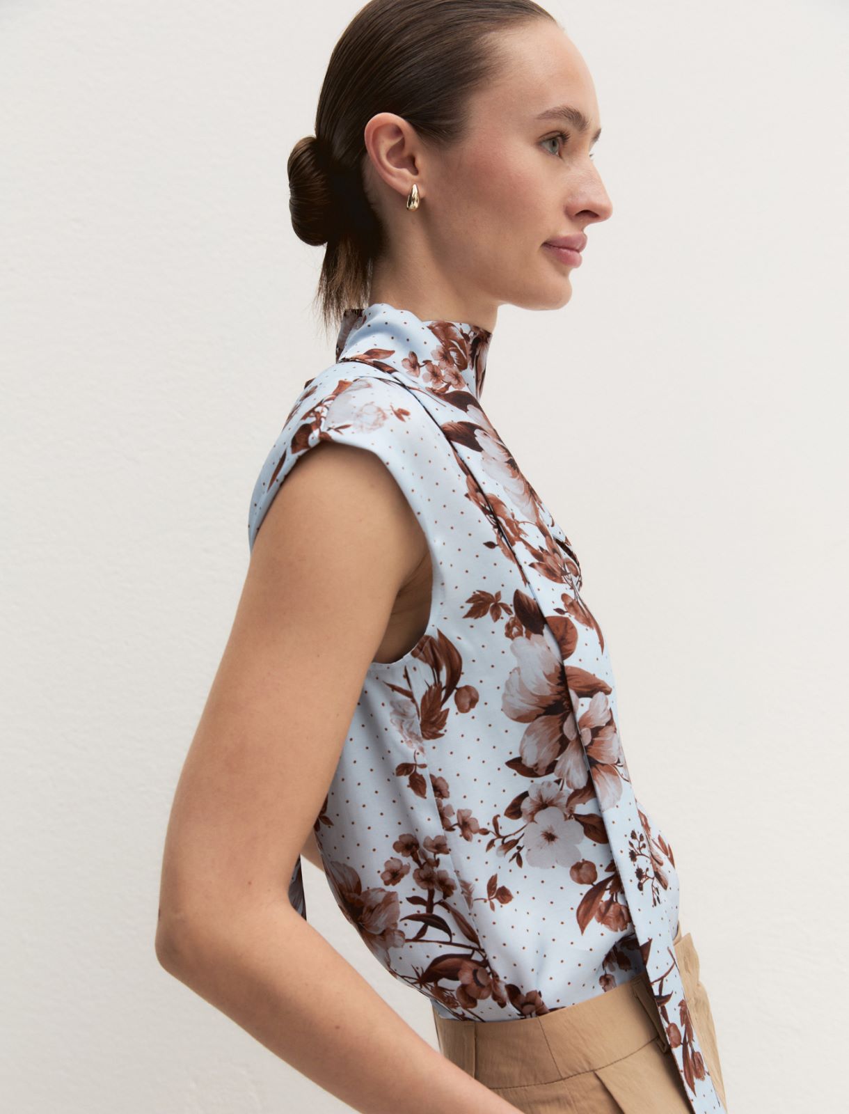 Sleeveless satin top - LIGHT BLUE - Emme - 5