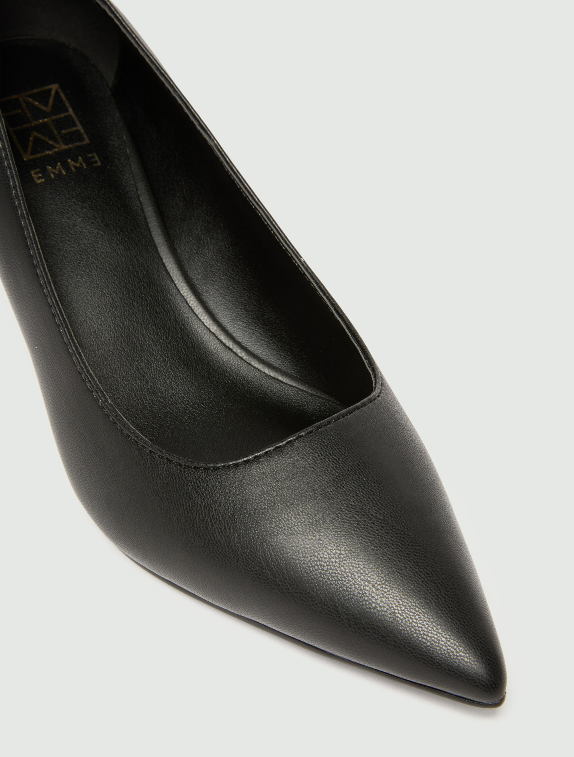 Zapato salón de línea estilizada - NEGRO - Emme - 4