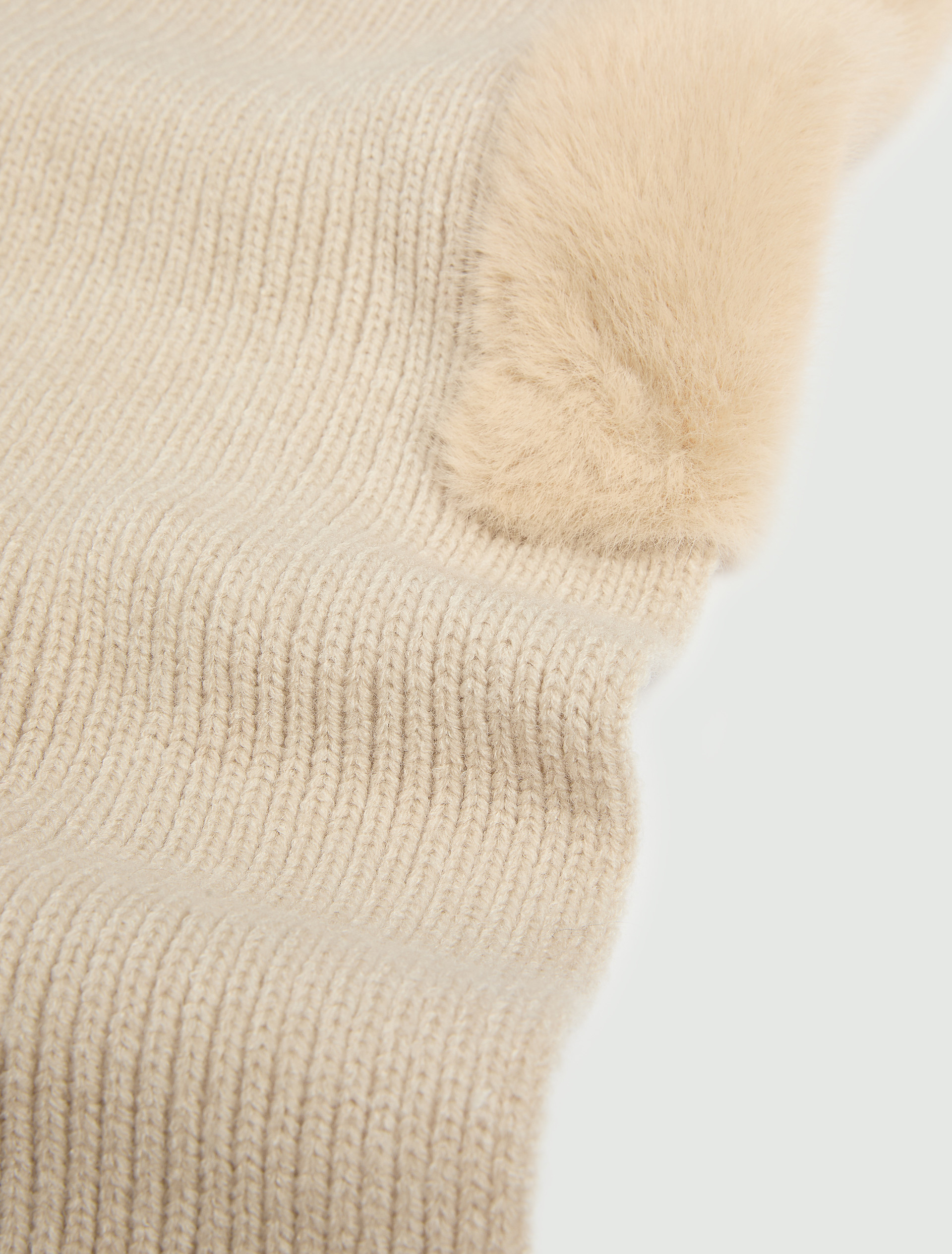 Hooded scarf with furry trim - CREAM - Emme - 4