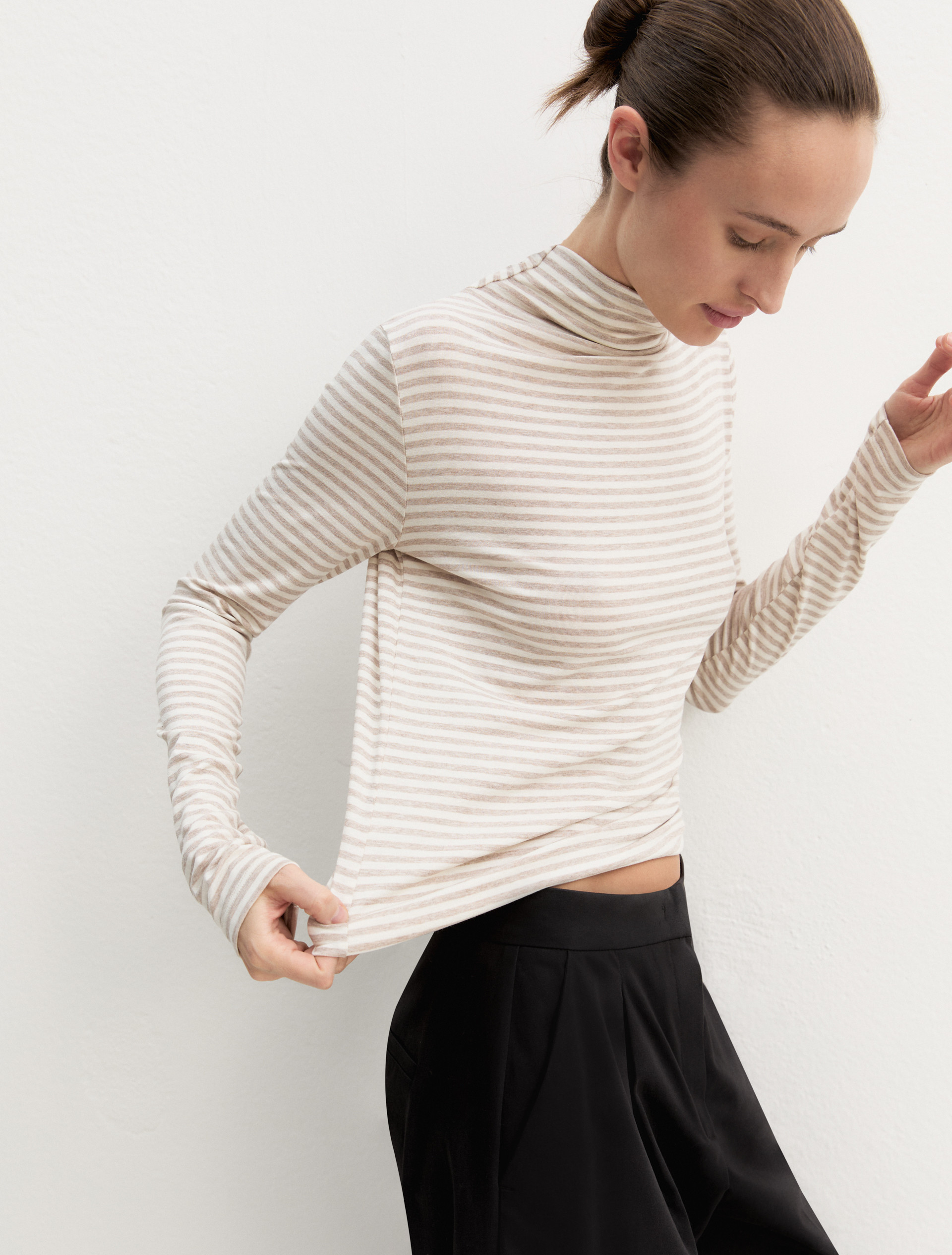 Maglia a lupetto in viscosa - BEIGE - Emme - 1